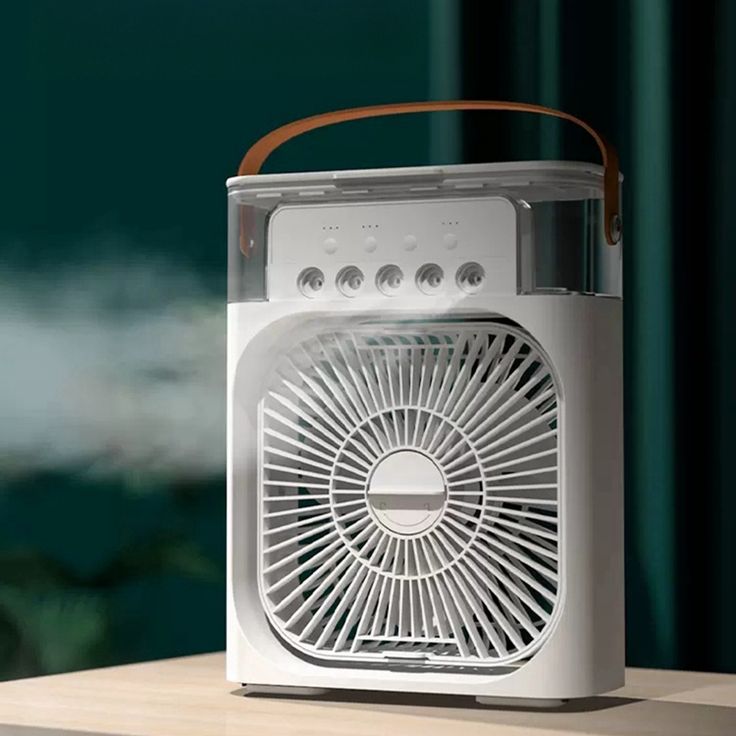 Cooling Fan With Ice